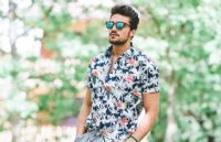 Mode masculine: les essentiels à avoir cet été!